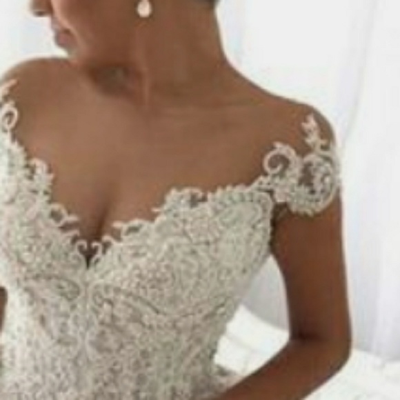 wedding ball gown - Picture 4 of 5